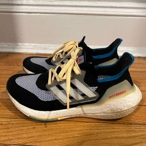 Adidas ultra boosts size women’s 8.5 rare color way